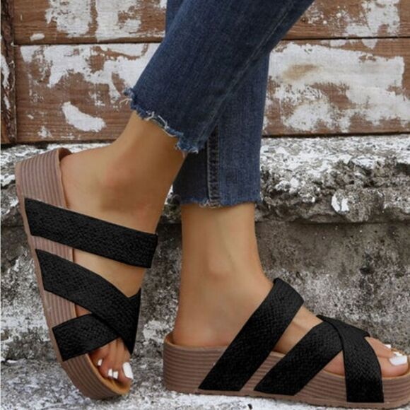 BRAND NEW SKECHERS WOMEN'S BEVERLEE -BRUNCH HOUR SANDAL - Picture 1 of 14